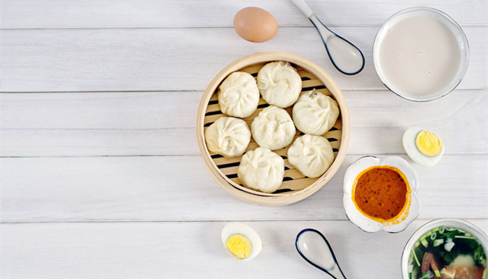 蒸包子是冷水上锅还是热水上锅 蒸包子是冷水上锅还是热水上锅?
