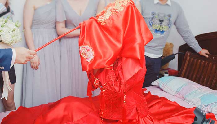 “桃之夭夭,灼灼其华”是什么意思 桃之夭夭灼灼其华翻译意思