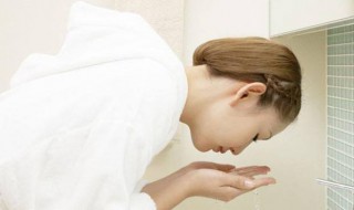皮肤白用什么洗面奶 什么洗面奶可以洗白皮肤