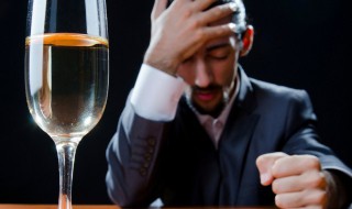 吃什么或者喝什么可以解酒（吃什么或者喝什么可以解酒呢）