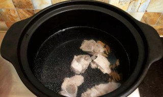 如何清洗砂锅 如何清洗砂锅的焦黑