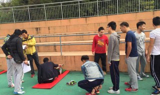 坐位体前屈测试方法（坐位体前屈测试方法及注意事项）