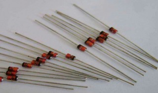 稳压二极管的作用（电压比较器中双稳压二极管的作用）