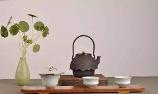 发朋友圈晒喝茶的短句（发朋友圈晒喝茶的短句图片）