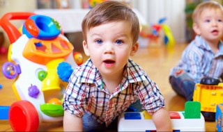 孩子第一次上幼儿园为什么会哭 为什么小孩第一次上幼儿园会哭