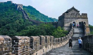 长城是由什么材料建成的 长城是由什么材料建成的百度百科