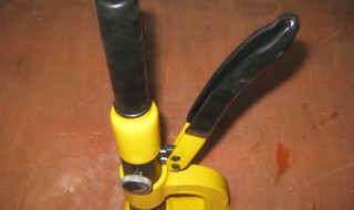 钢板打孔用什么工具 钢板打孔用什么工具打