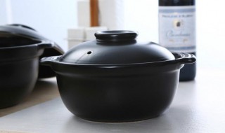 砂锅炖汤和不锈钢锅炖汤有什么区别（铁锅炖汤和砂锅炖汤区别）