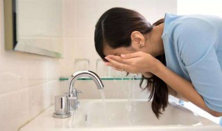 洗面奶怎么用才有用 洗面奶怎样使用?