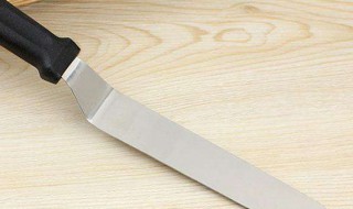 蛋糕刮刀怎么选（蛋糕刮刀怎么用）