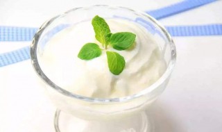 喝酸奶能减肥嘛（喝酸奶能减肥嘛女生）