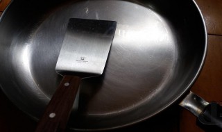 铝锅的清理方法（铝锅怎么清理）