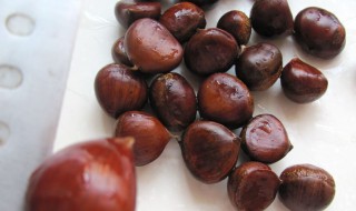 剁板栗的方法 掰生板栗的方法