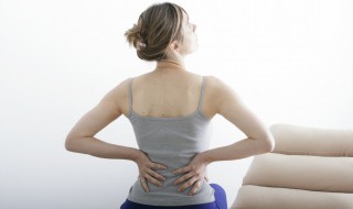 舒缓腰脊的方法（如何舒缓腰部）