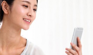 自拍照撩人的方法 自拍照撩人的方法女生