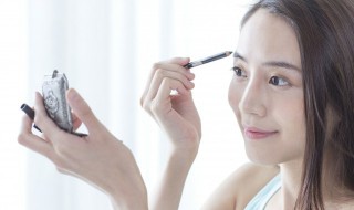 画眼影的正确方法 画眼影的五种简单方法