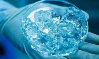 玻尿酸做什么用（玻尿酸是怎么用的,起到什么效果）