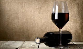 开葡萄酒瓶十种简单方法 开葡萄酒瓶十种简单方法图片