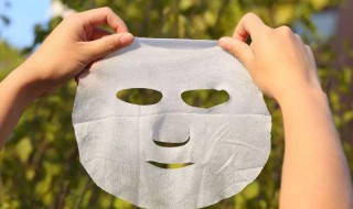 敷面膜发朋友圈的句子（敷面膜发朋友圈的句子带点幽默）