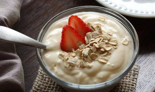 自制酸奶好还是买的好（自制酸奶好还是买的酸奶好）