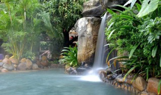 夏天泡温泉好吗 夏天泡温泉好吗女生