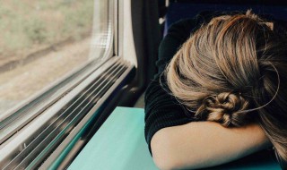 心好累的说说（心好累的说说致自己句子）