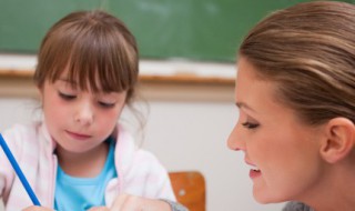 赞美老师的话真实点 家长会赞美老师的话真实点