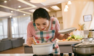 卤汁怎么保存原味（卤味的汤汁怎么保存）