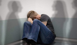 多重人格的人可怕之处（教你20秒唤醒双重人格）