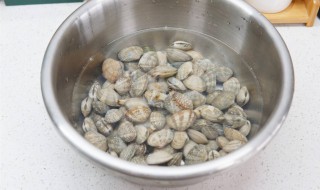 花甲怎样吐沙子吐得干净（花甲怎样吐沙子吐得干净快速）