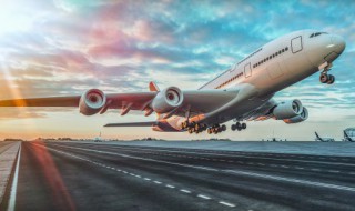 飞机上有没有充电的地方（飞机上有地方充电吗?）