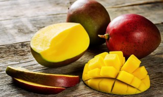刚从树上摘下的芒果怎么催熟（刚从树上摘下的芒果怎么催熟快）