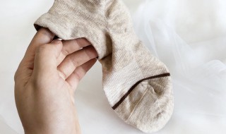 防止袜子掉跟的窍门（穿鞋掉袜子有妙招吗）