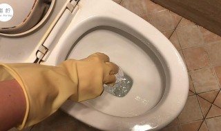 蹲式厕所堵了疏通窍门