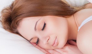 梦见自己化妆是什么意思（女人梦见自己化妆是什么意思）