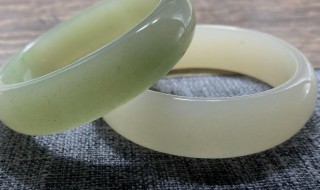 佘太翠手镯的功效与作用（佘太翠镯子的功效）