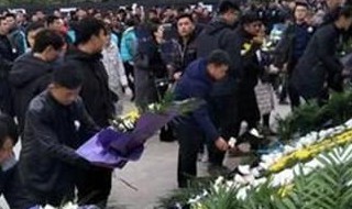 去参加丧事的注意事项有哪些（去参加丧事的注意事项有哪些忌讳）