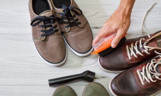 如何清洗麂皮鞋（鞋麂皮怎么清洗）