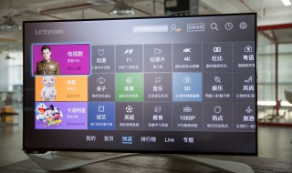 怎样给手机投屏到电视上（怎样给手机投屏到电视上播放视频）