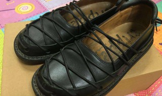 鞋子里进过蟑螂怎么处理（鞋子里进了蟑螂怎么办）