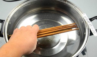 锅盖玻璃发霉怎么处理 玻璃锅盖发霉了怎么办