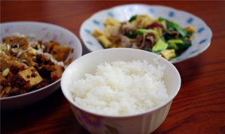 电饭煲怎么蒸米饭 电饭煲蒸米饭按哪个键