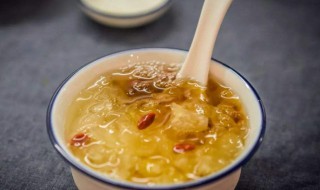 桃胶的功效与食用方法（桃胶的功效与食用方法注意事项）