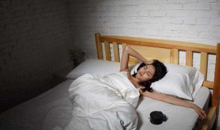 天天做梦是怎么回事（一个人天天做梦是怎么回事）