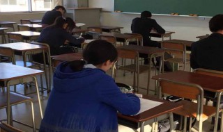 成人本科怎么获得学士学位证书（成人本科怎样取得学士学位）