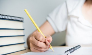 渴望自由又无奈的句子 渴望自由又无奈的句子 笼中的鸟需要散步