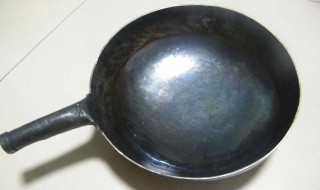 怎样使铁锅永久不粘锅（二次开锅最佳方法）