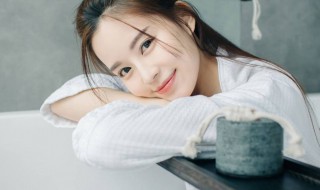 怎样追求自己喜欢的女生 怎样追求自己喜欢的女生句子