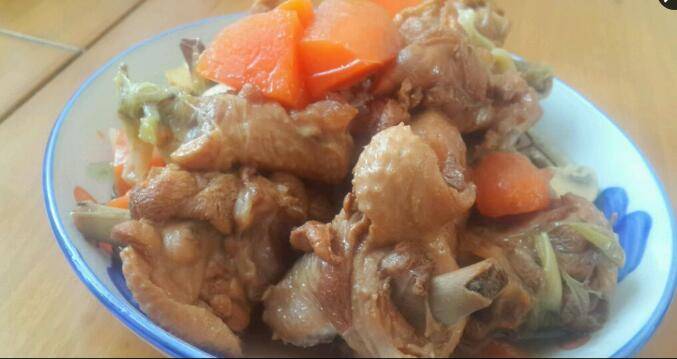 鸭翅根怎么做好吃（鸭翅根怎么做好吃适合孩子）