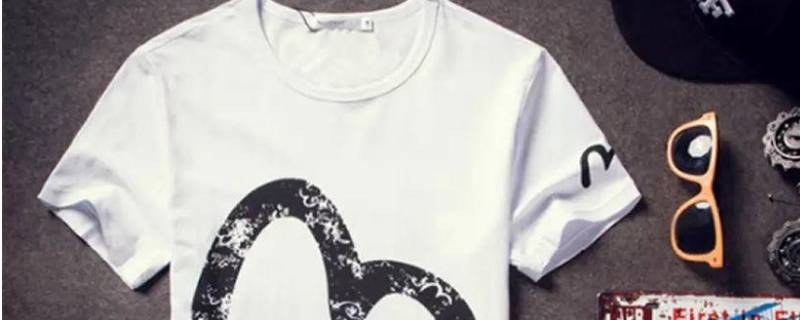 衣服商标怎么弄下来（衣服商标怎么弄下来还可以装上去）